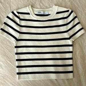 Zara Women’s Knit Cropped Tee
